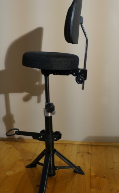folding bass p w backrest 1